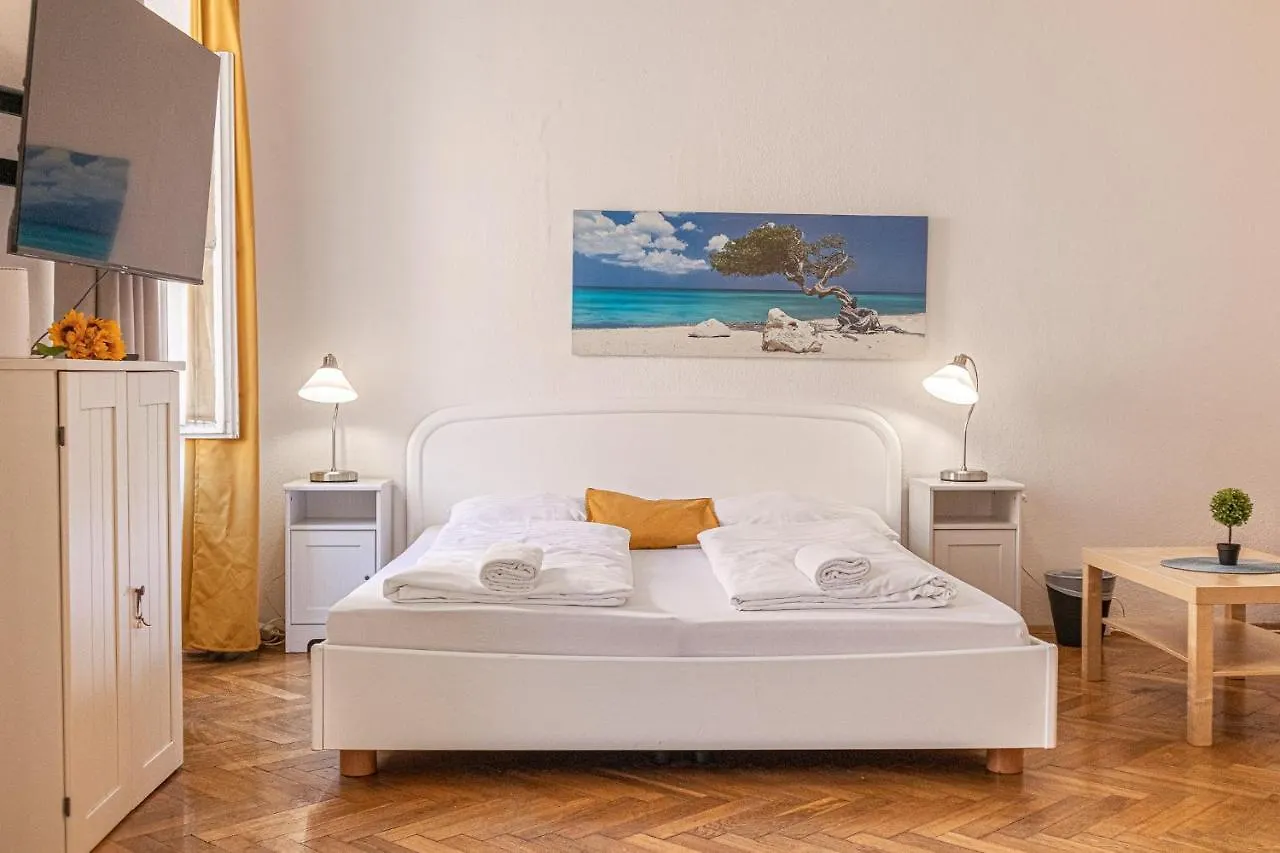 Peerles 2Br Apt. Perfectly Situated&Well Connected Apartman Bécs